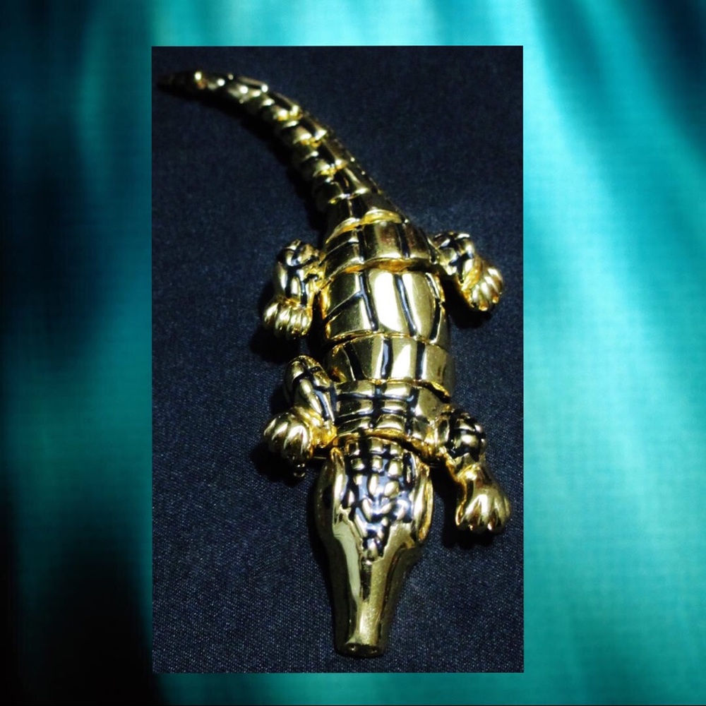 St John Collection Alligator Brooch